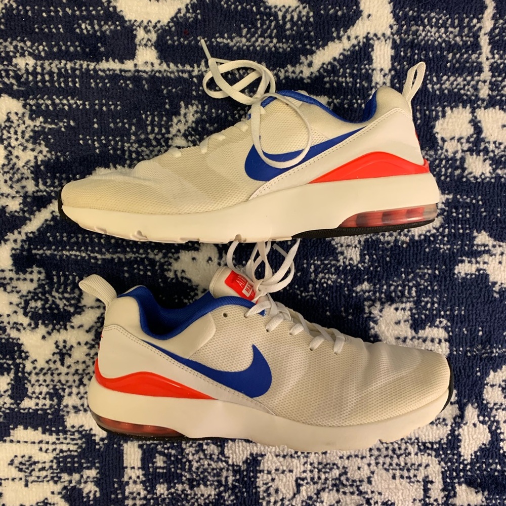 Nike Air Max Siren Running Shoes - Picture 3 of 8